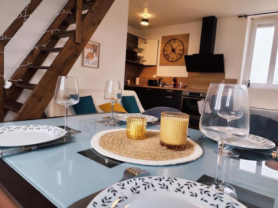 Appartamento Duplex - Proche Gare & Centre Compiègne Esterno foto